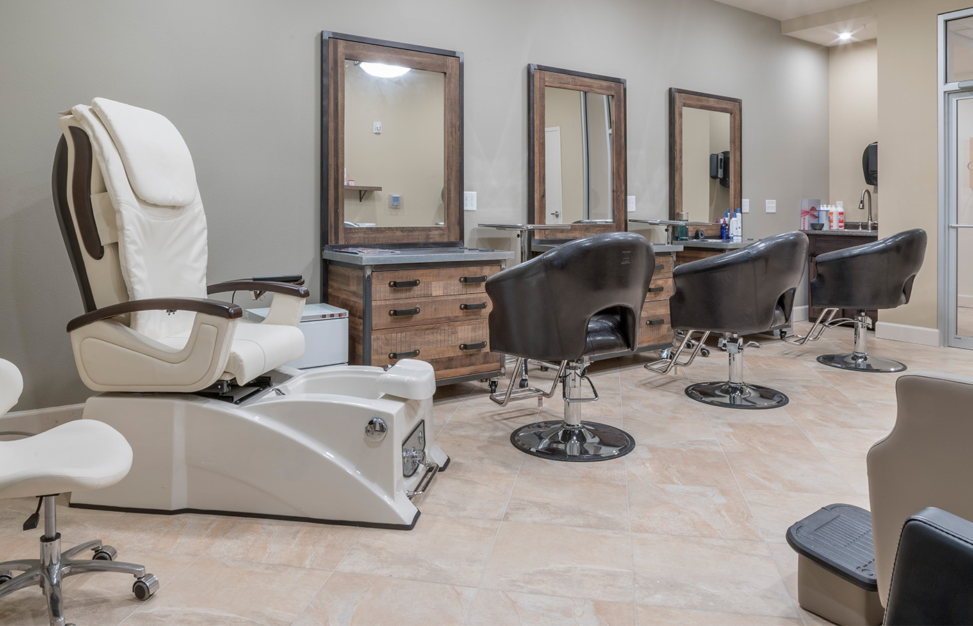 The salon at The Glades at ChampionsGate.