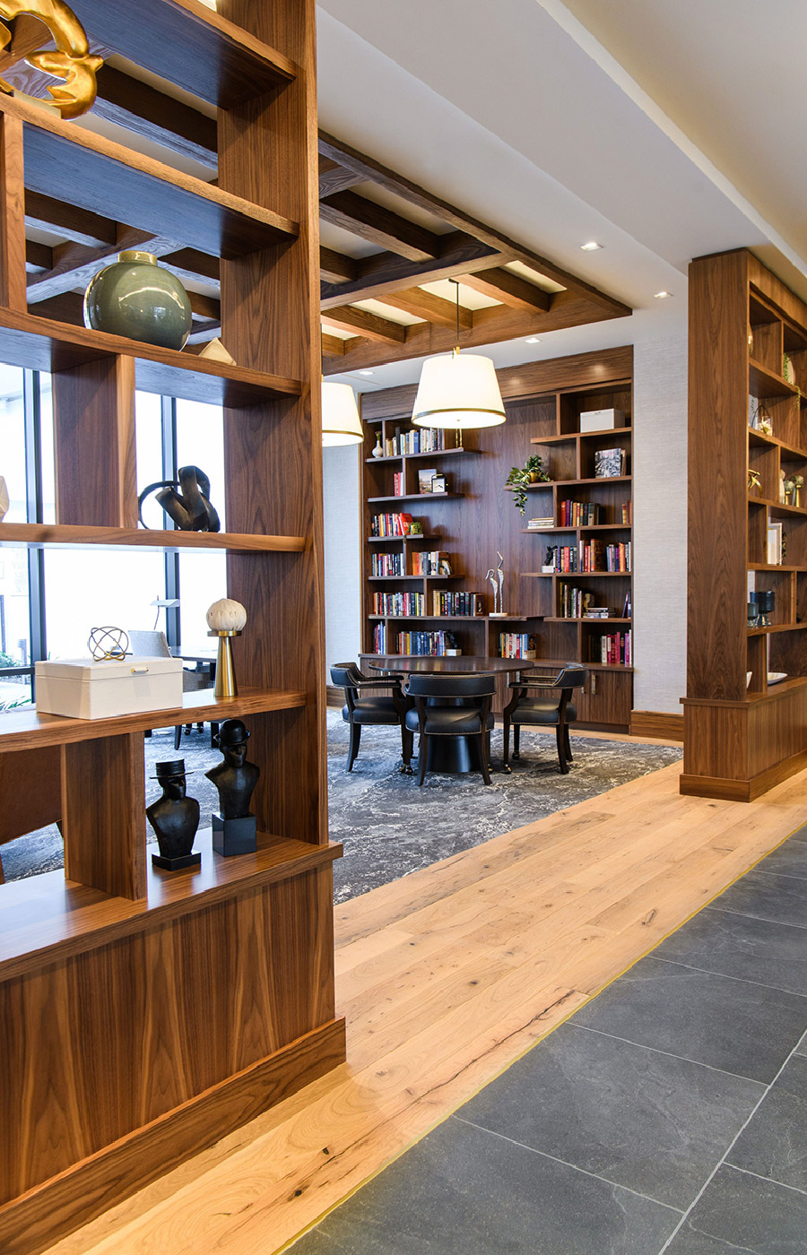 The lobby at The Watermark at Houston Heights.