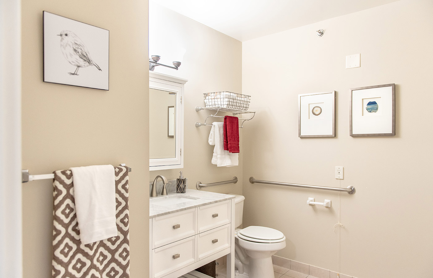 Furnished bathroom.