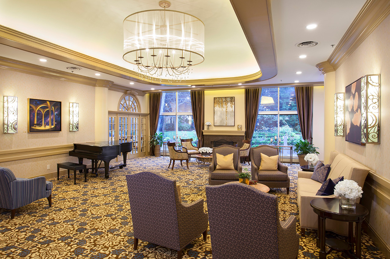 The lobby at Pacific Regent Bellevue.