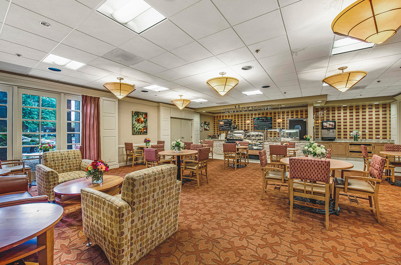 A dining area at The Fountains at La Cholla.