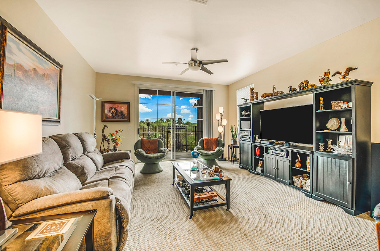 An apartment at The Fountains at La Cholla.