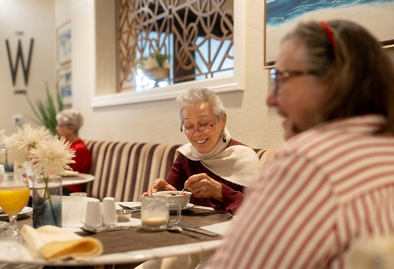 People eating lunch together.