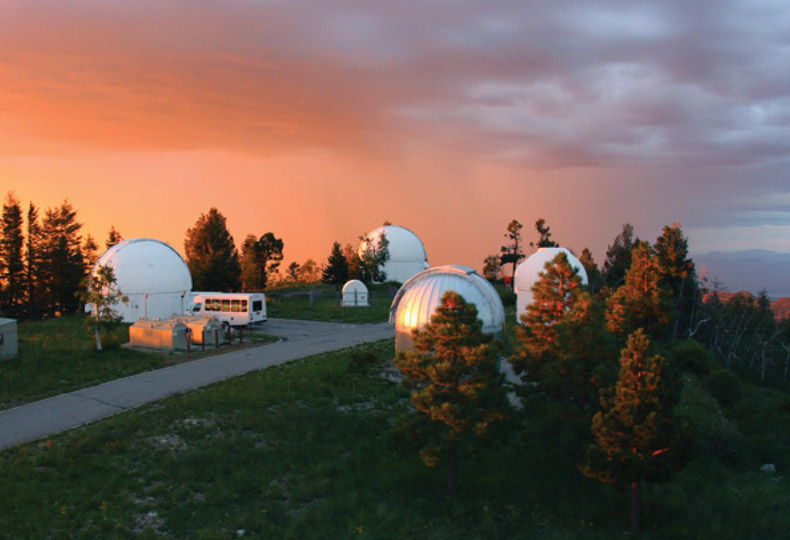 The Mt. Lemmon SkyCenter is a science and astronomy destination that shouldn’t be missed. The Steward Observatory is part of the Department of. The SkyCenter lies just north of Tucson, AZ. at the 9,157 ft. summit of Mt. Lemmon. An educational adventure from the University of Arizona.