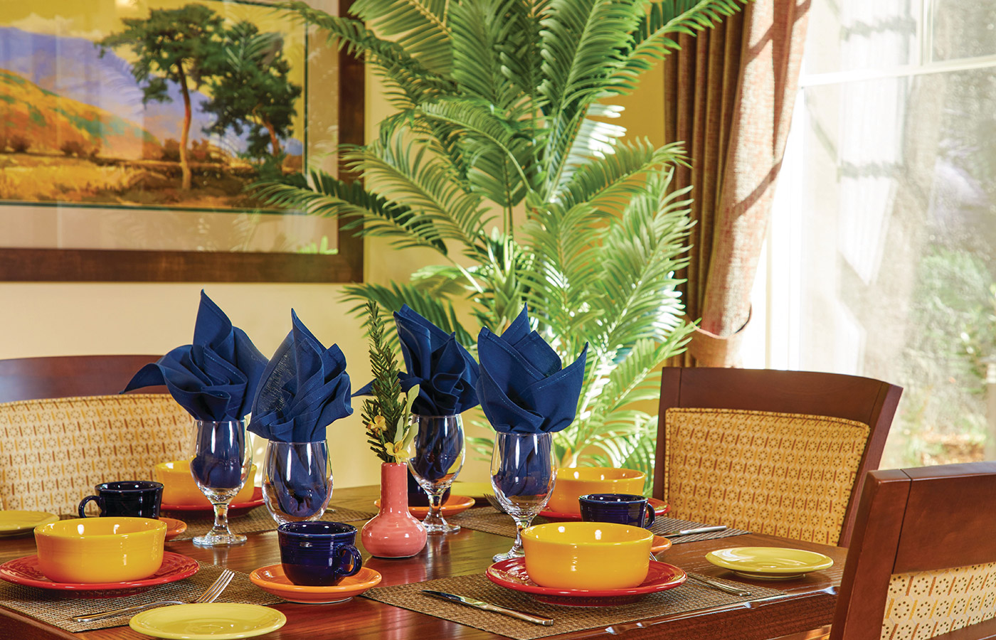 A dining area at The Watermark at San Ramon.