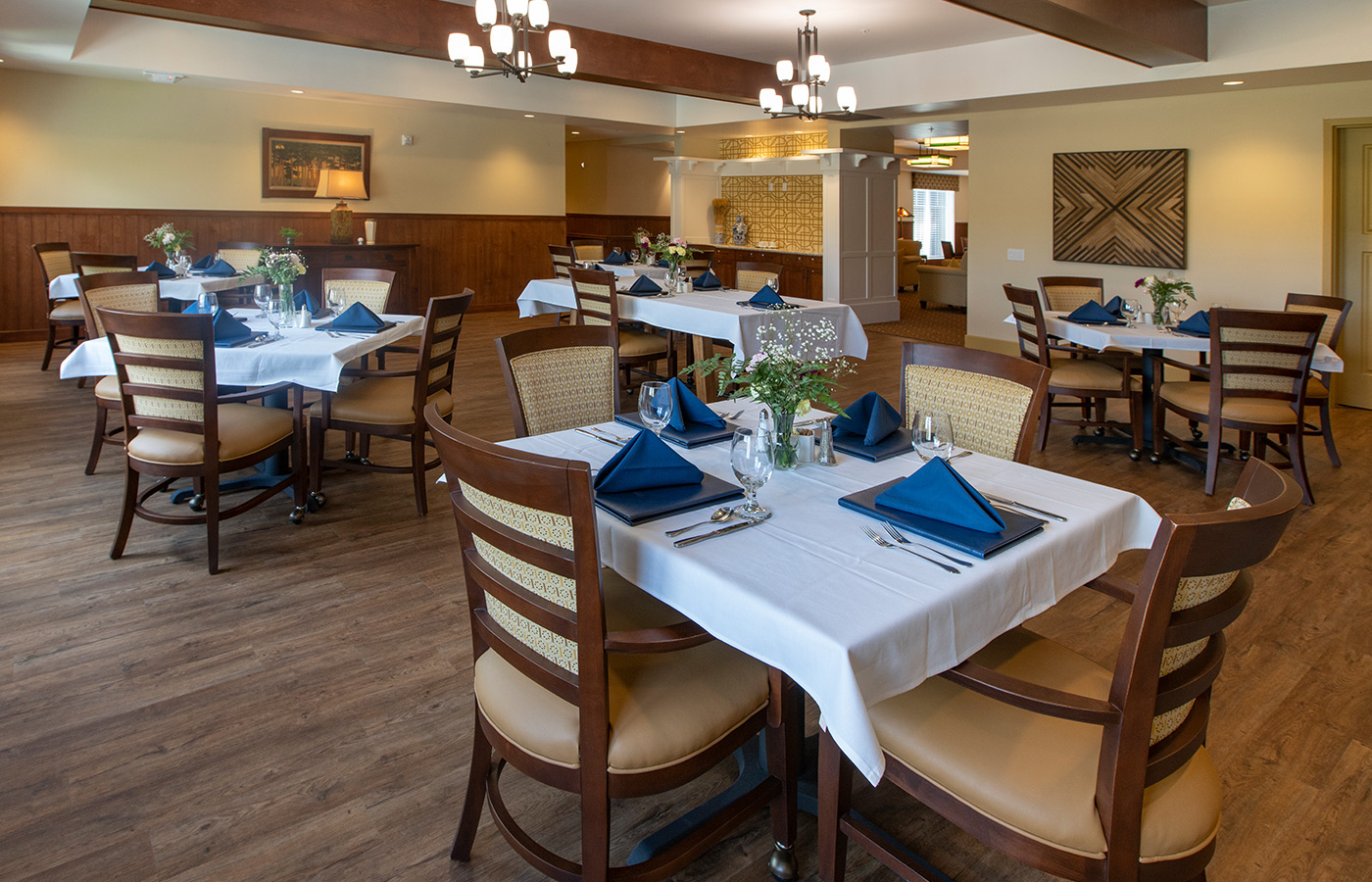 A dining area at The Watermark at San Ramon.