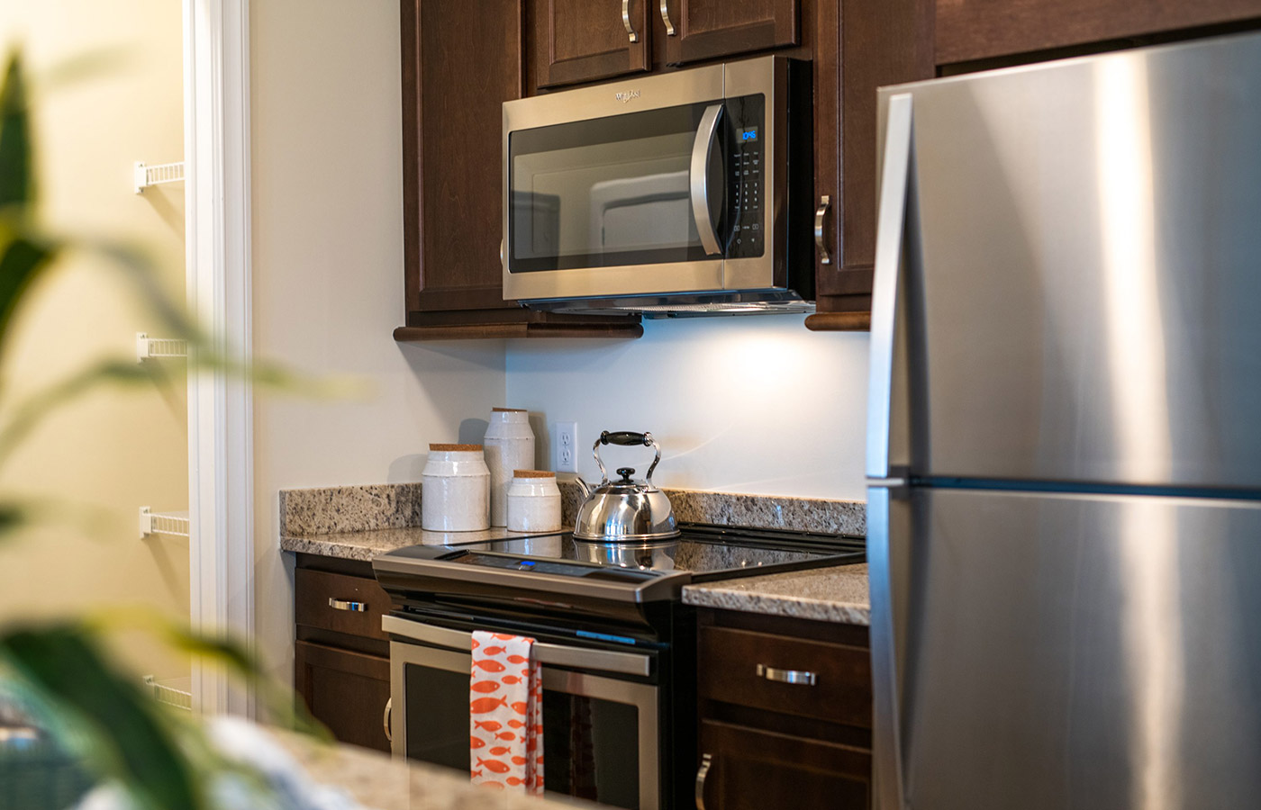 A kitchen in an apartment at The Watermark at Trinity.
