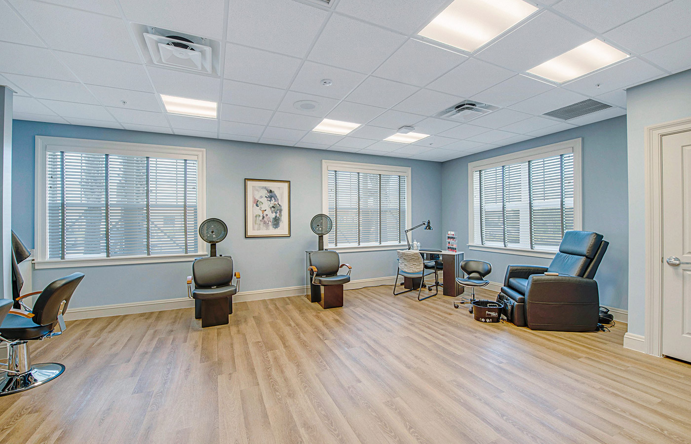 The salon at The Watermark at Trinity.