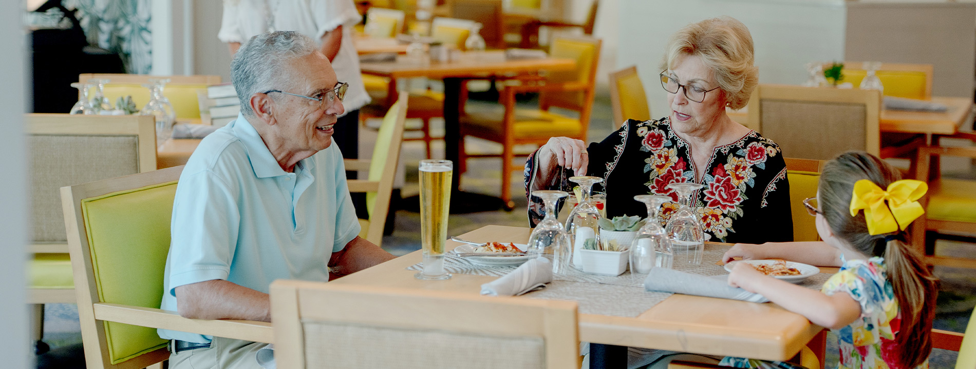 People out to lunch.