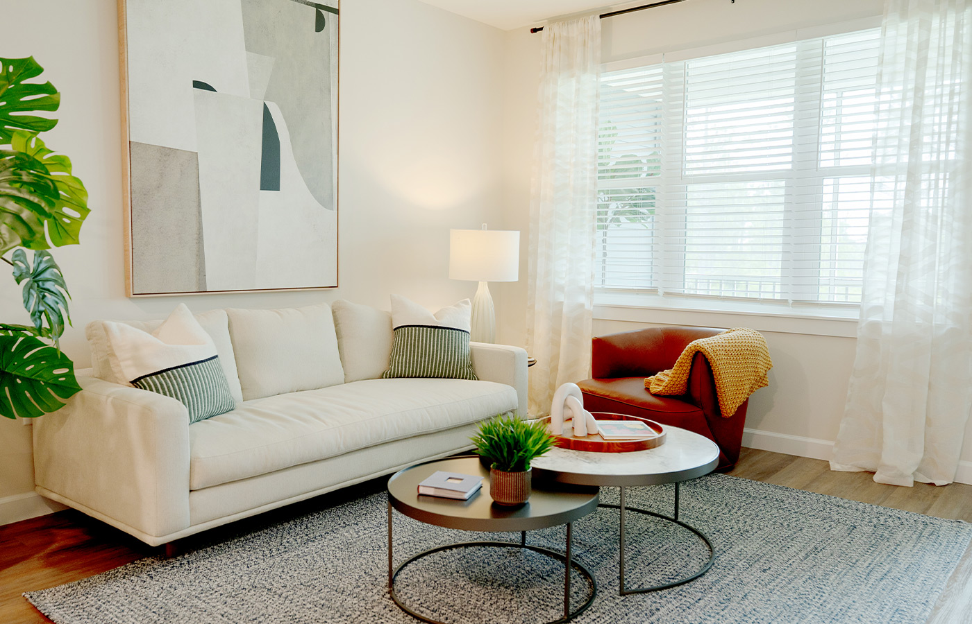 A fully furnished living room.