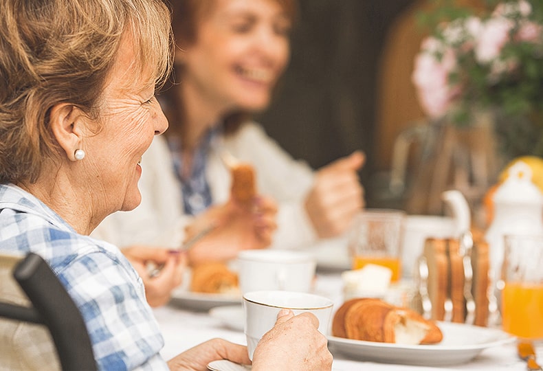 Residents enjoying lunch.