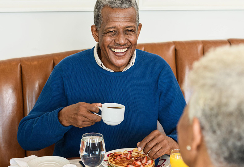 Residents enjoying lunch.