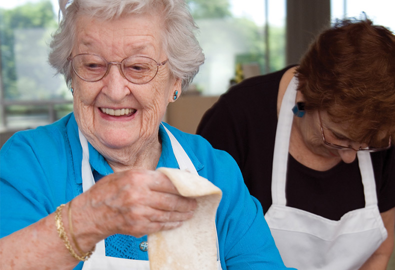People in a cooking class.