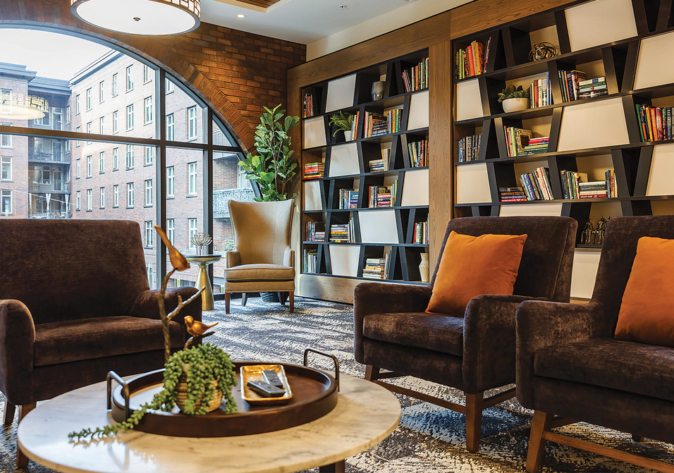A sitting area in the library.