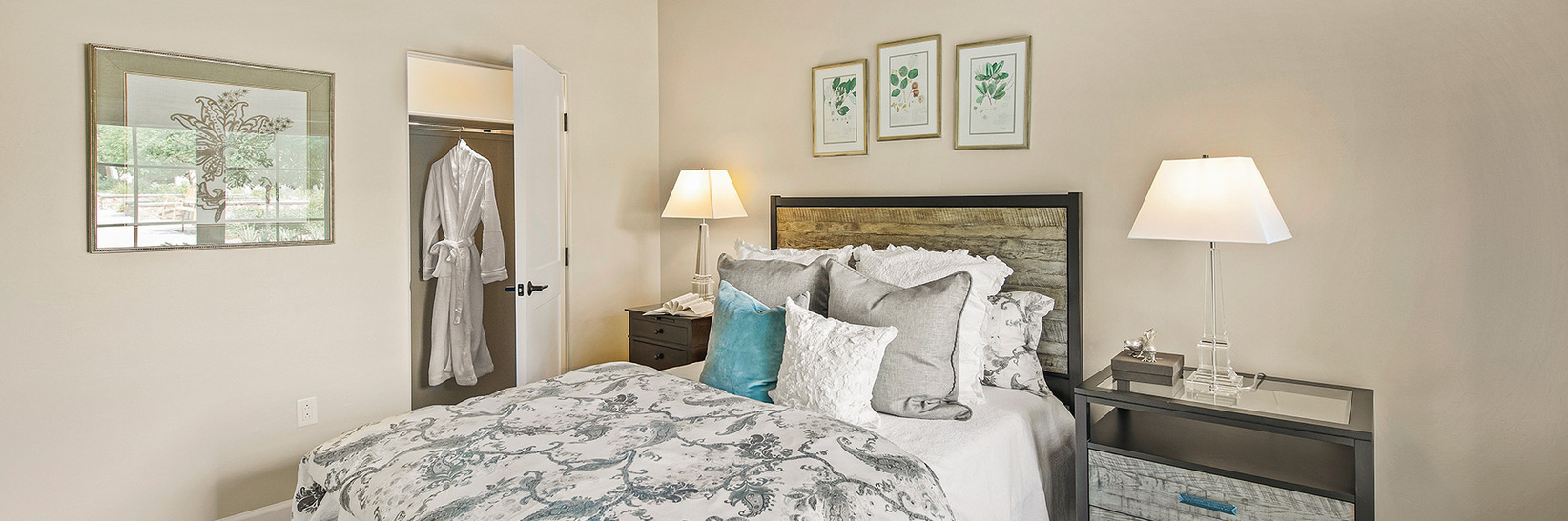 Fully furnished model bedroom. Fully furnished model bedroom.