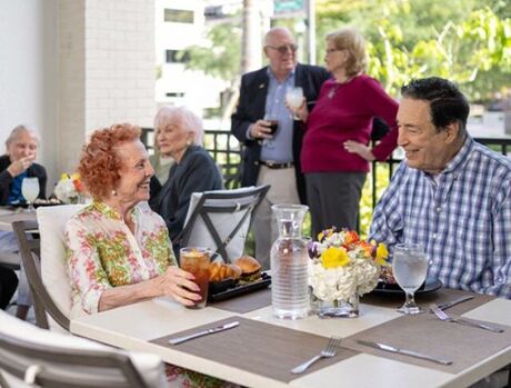 Outdoor-dining-640x600.jpg