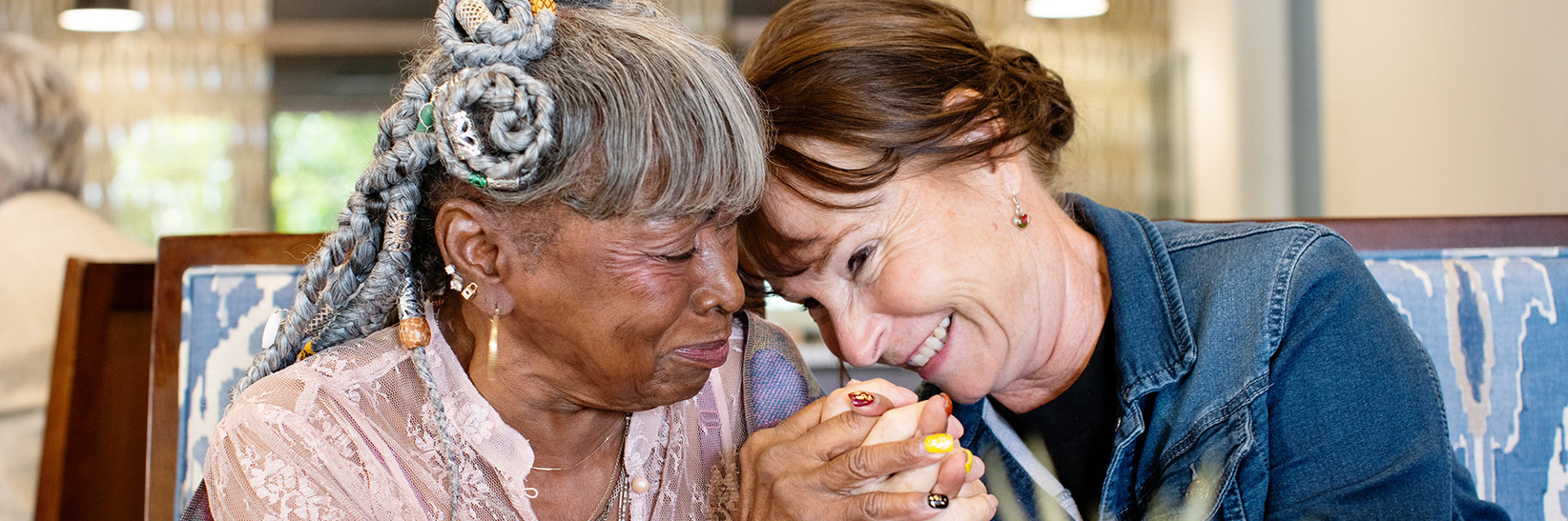 Residents enjoying lunch. Residents enjoying lunch.