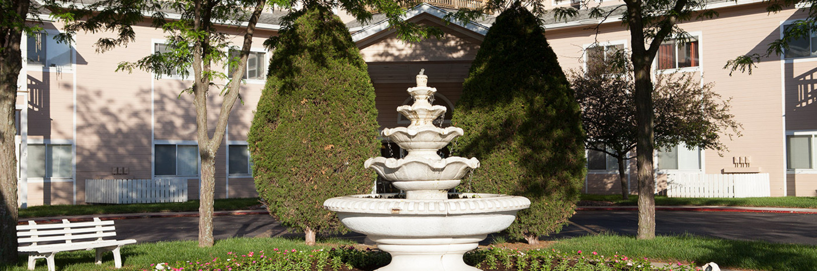 The courtyard at The Fountains at Greenbriar.