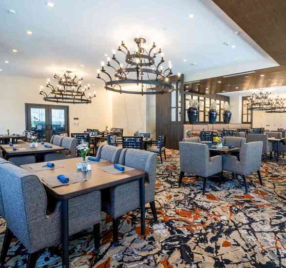Dining room at The Watermark at San Jose.