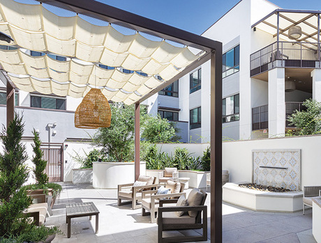 Seating in a courtyard at Watermark Laguna Niguel.