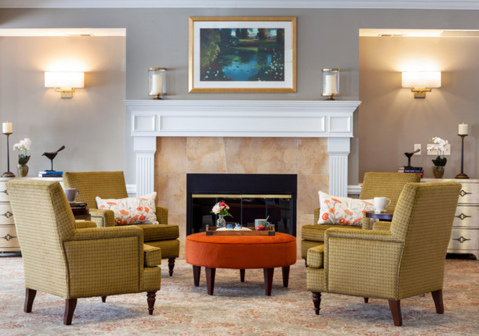 Seating area. Seating area.