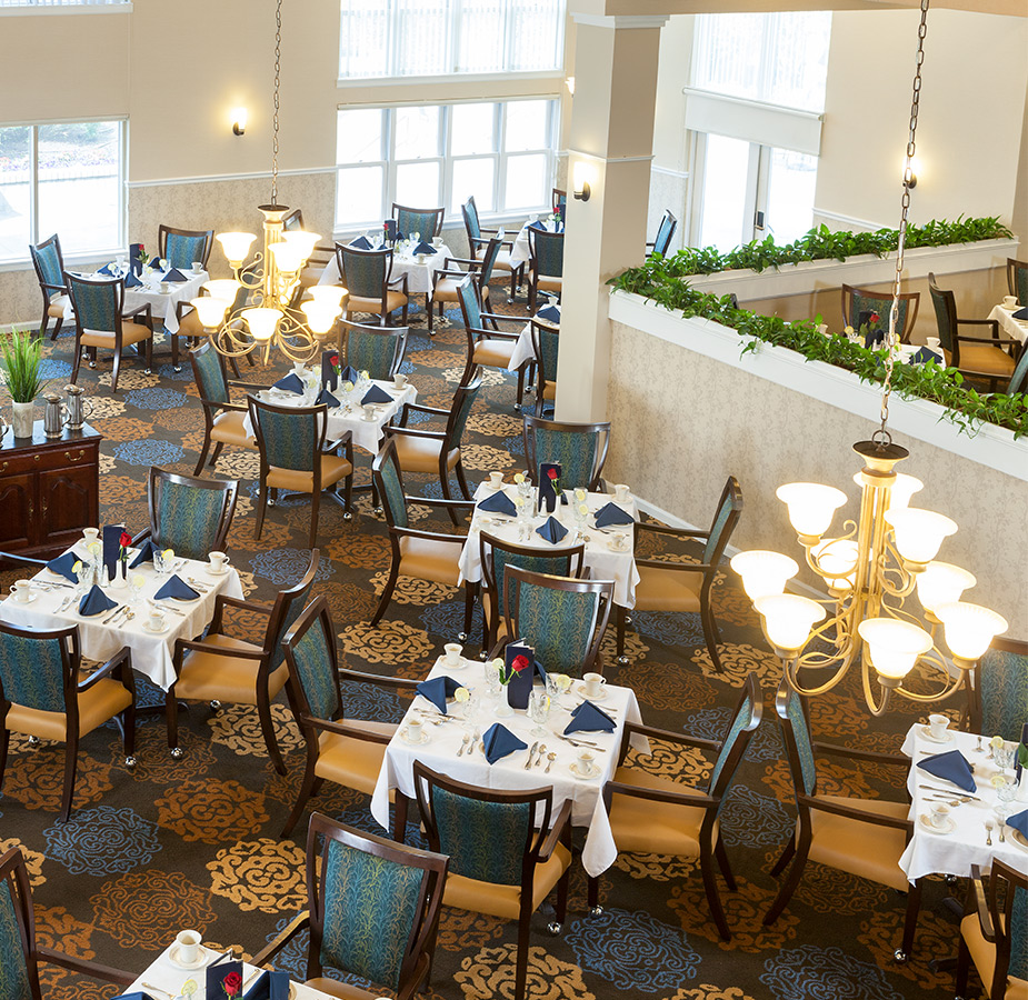 A dining area at The Fountains at Bronson Place.