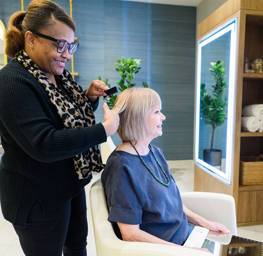 The salon at The Fountains at Greenbriar.