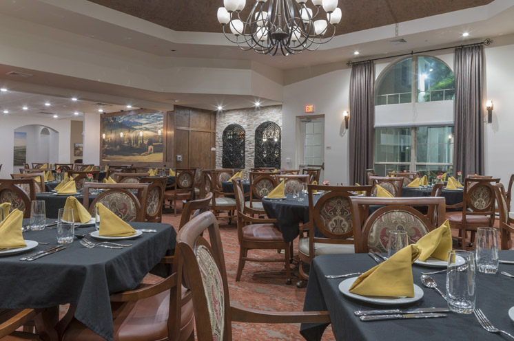 A dining area at The Glades at ChampionsGate.