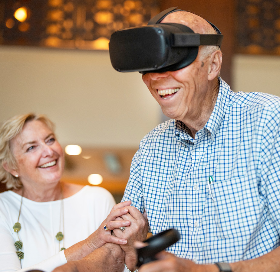 Accordion image Accordion image