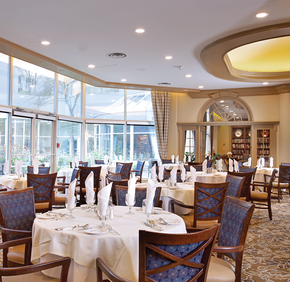 A dining area in Pacific Regent Bellevue.