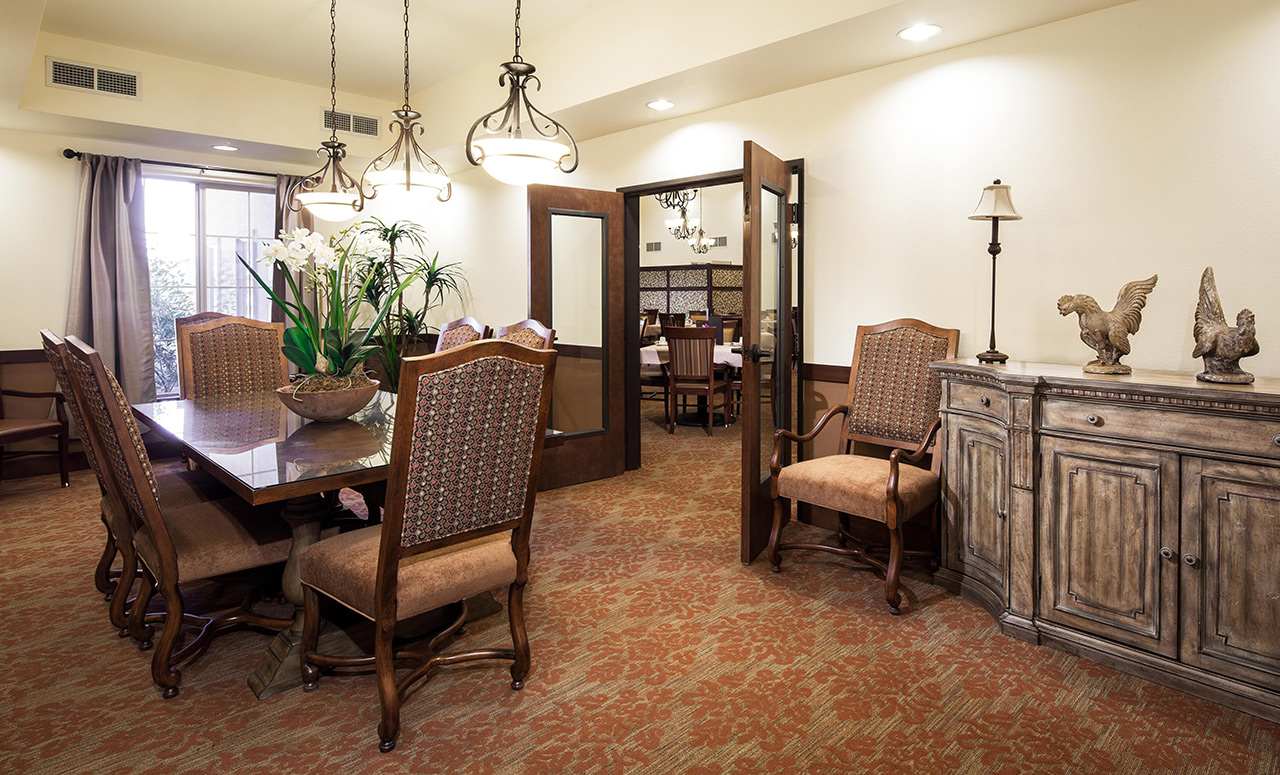 A private dining area at White Cliffs Senior Living.