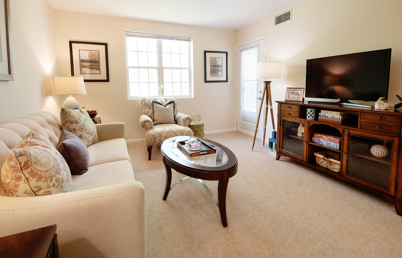 A fully furnished living room.