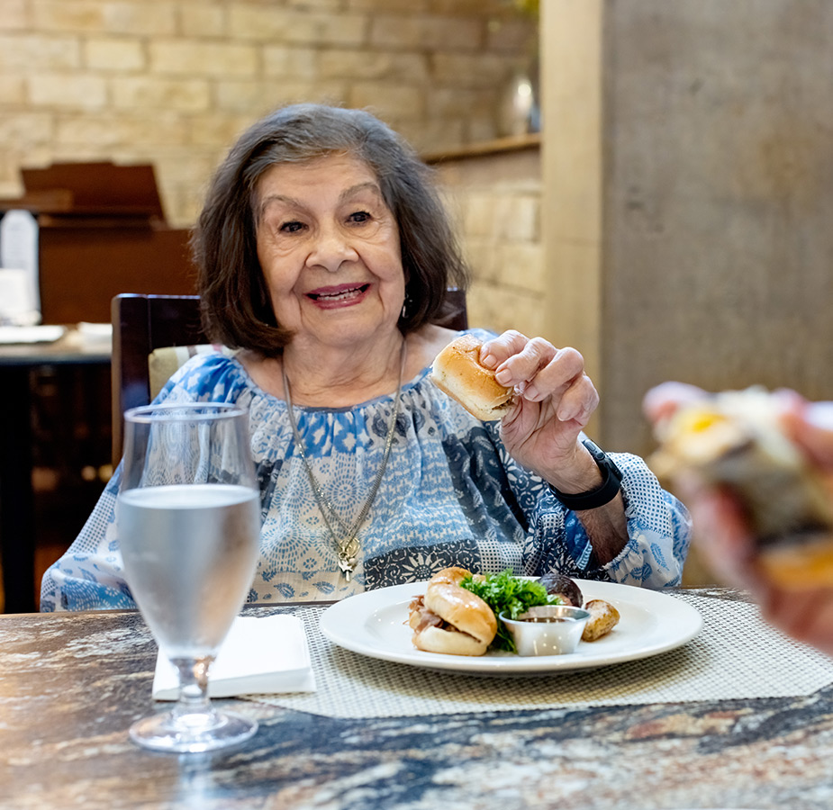 Accordion image Accordion image