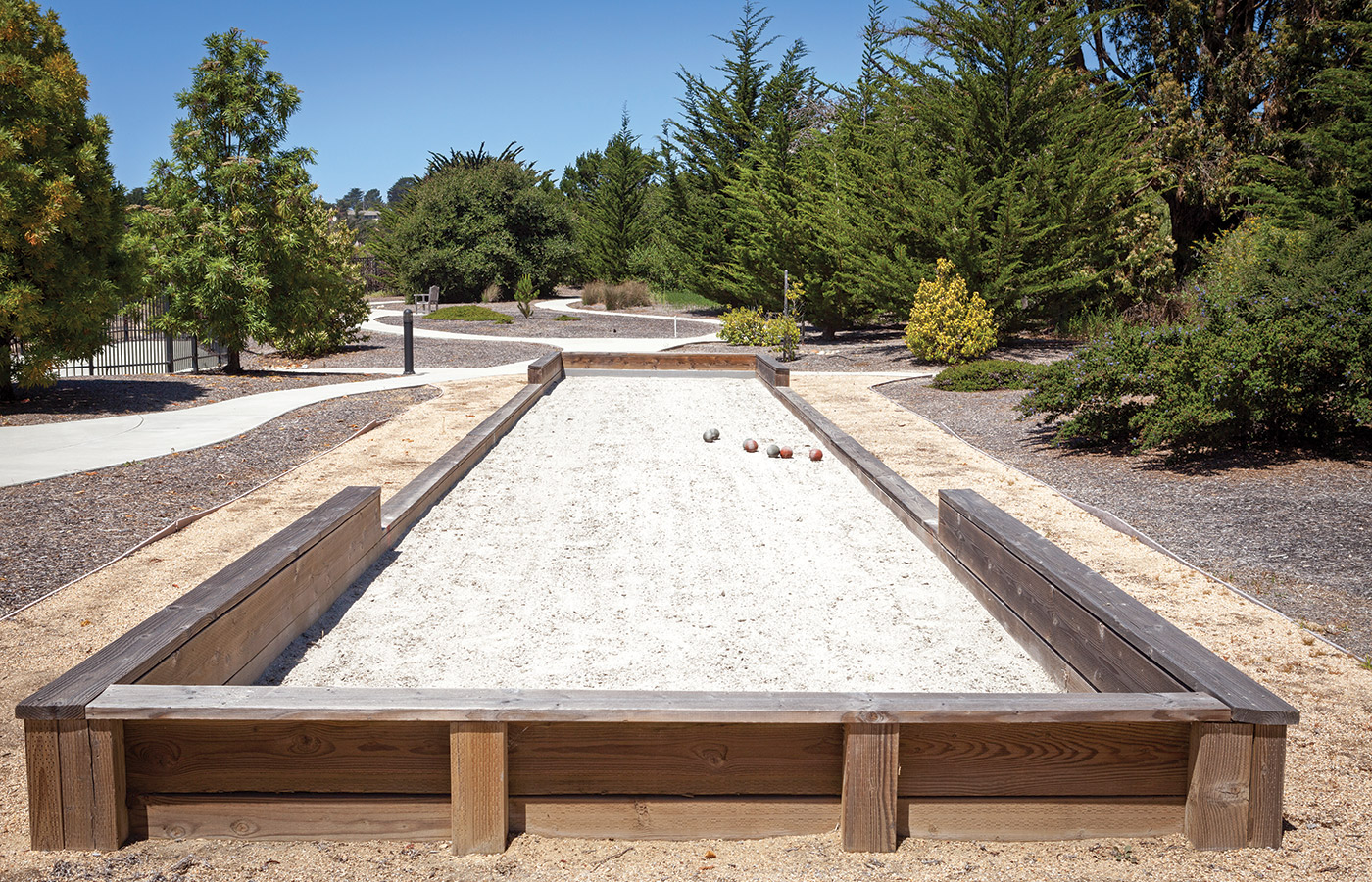 Courtyard area with a Boules court.