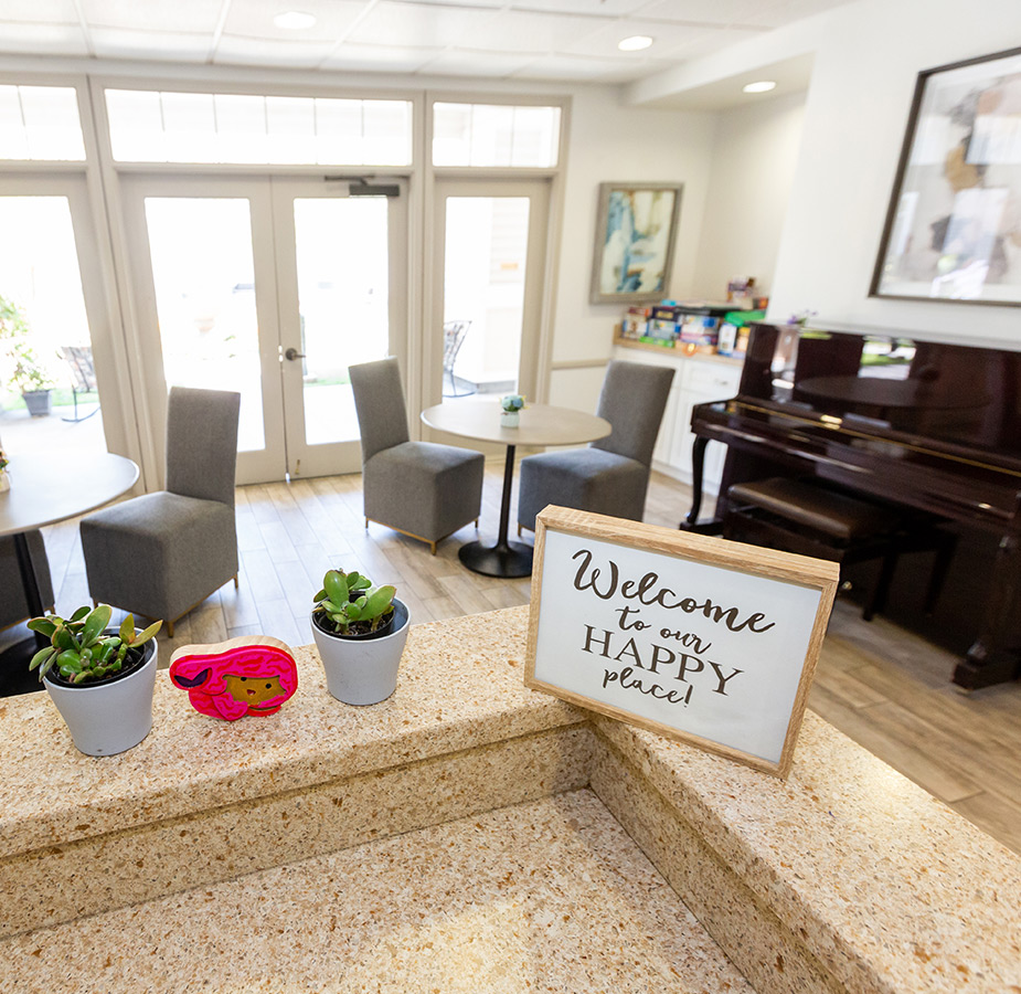 Welcome sign in apartment.