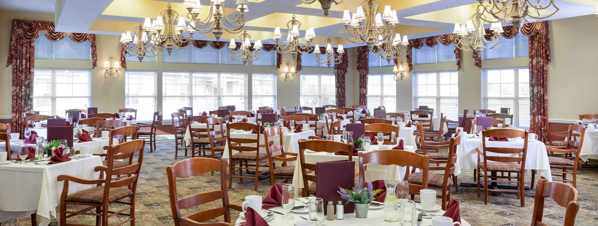 A dining area at The Legacy at Fairways.