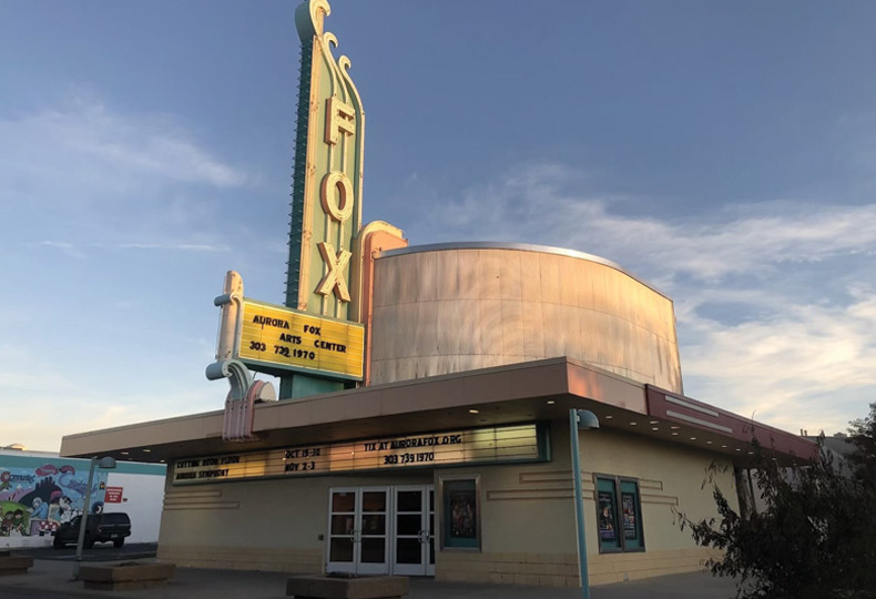 An outdoor shot of the Fox art club in Aurora, Colorado.