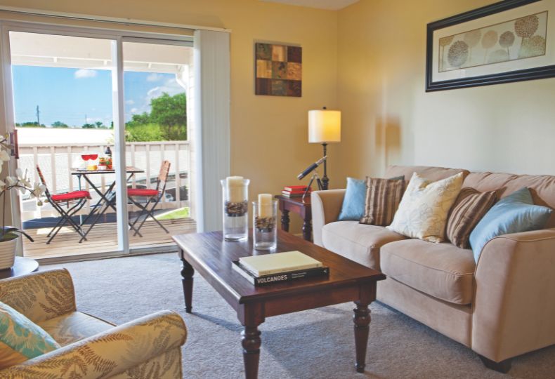 A living room at The Fountains at Greenbriar.