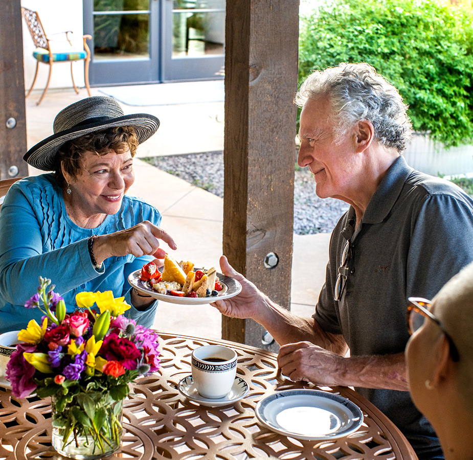Residents enjoying lunch.