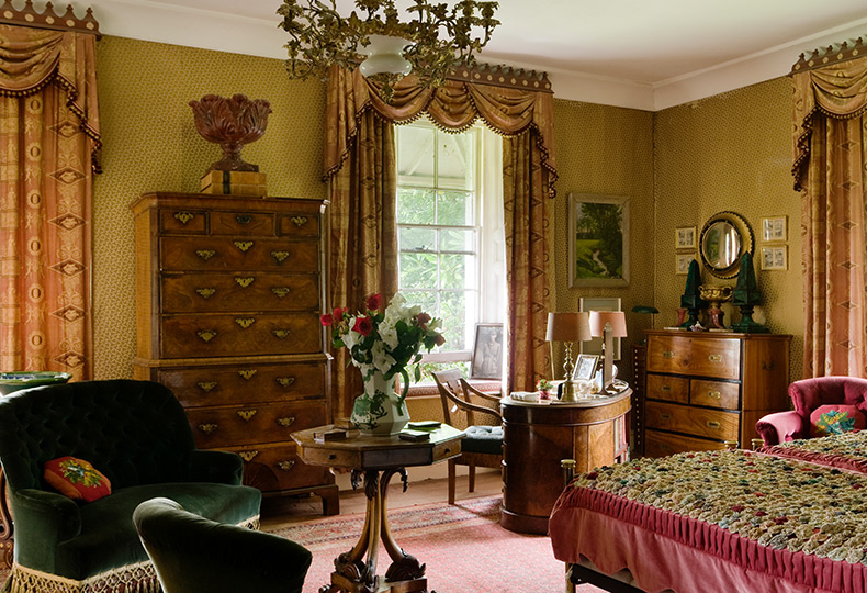 An apartment at The Watermark at East Hill.