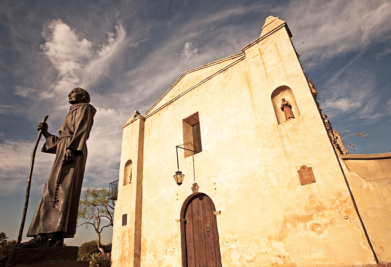 A statue at the mission san gabriel arcangel.