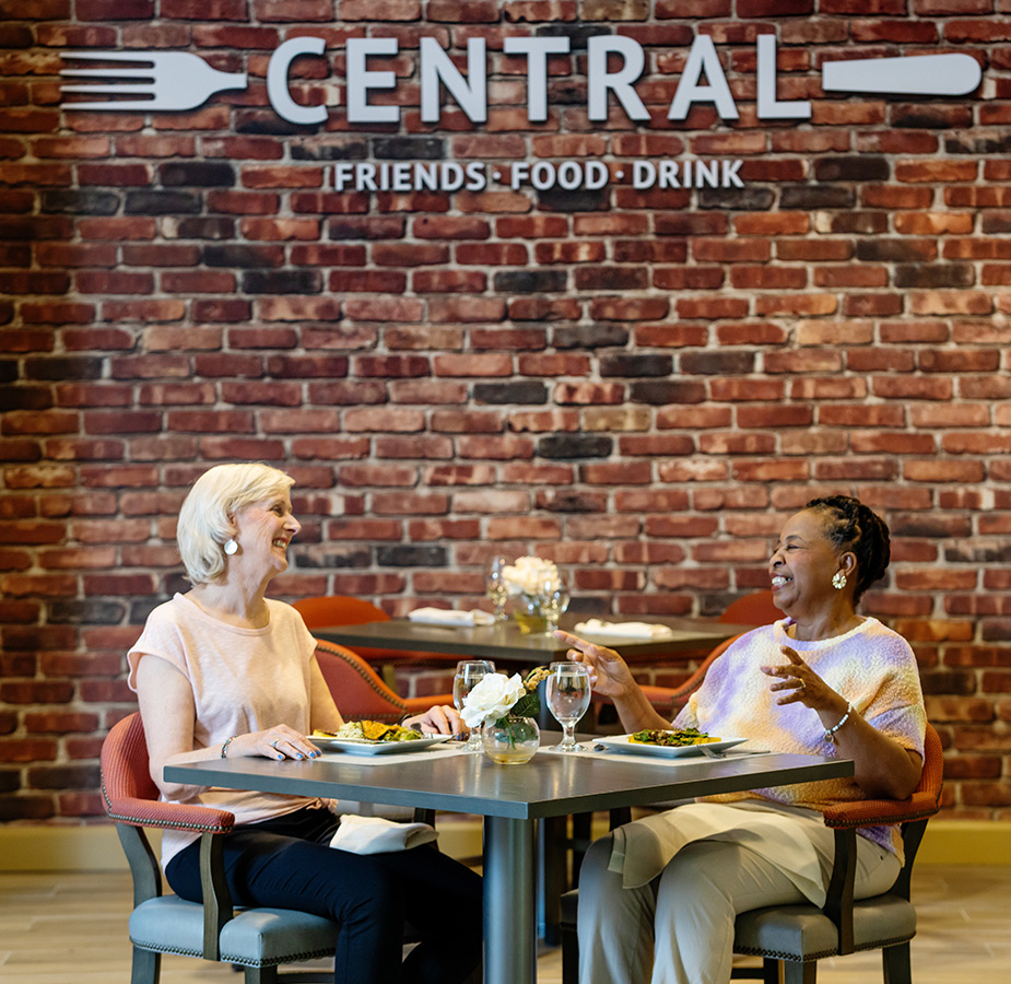Two residents having lunch.